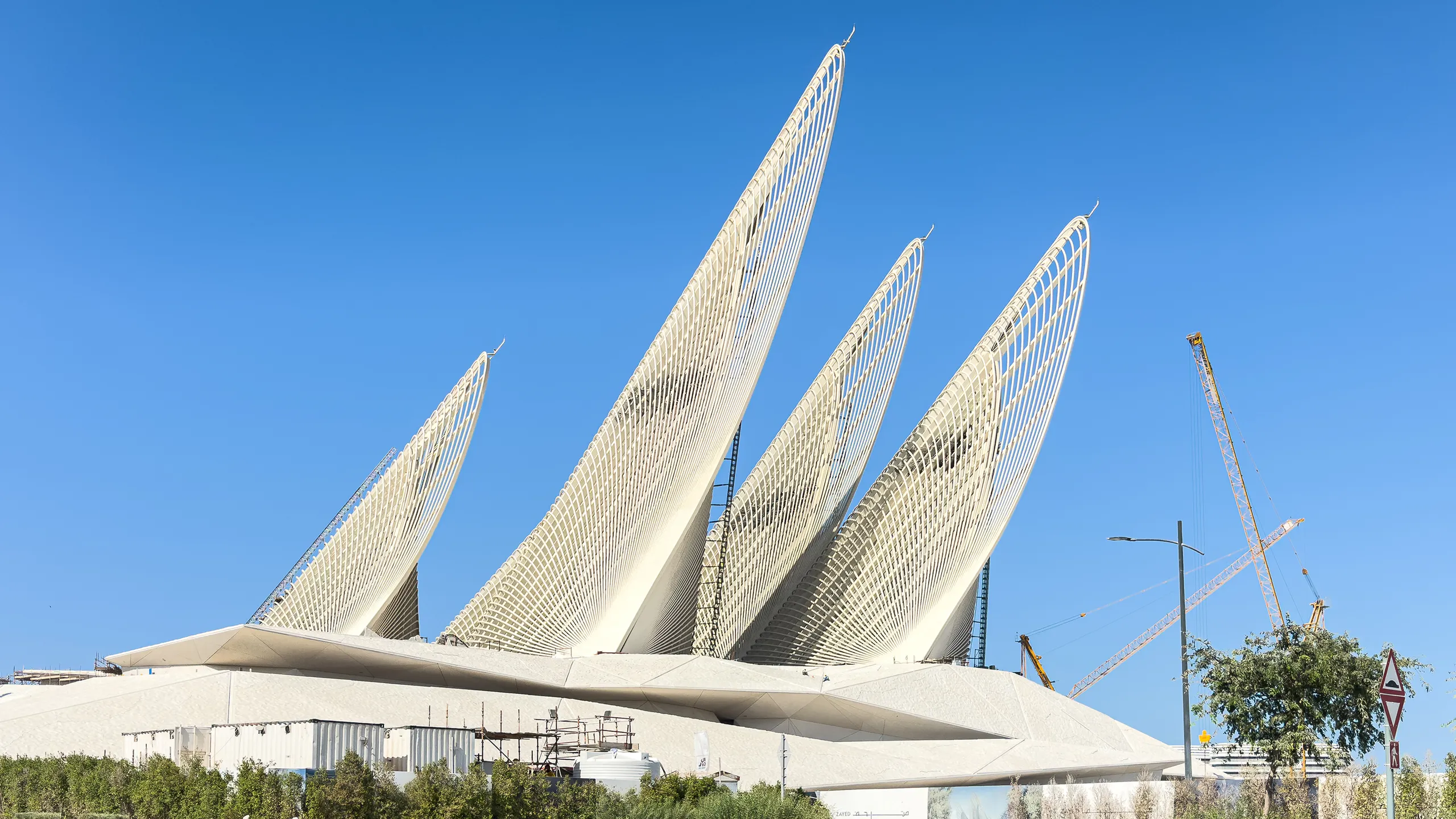 Abu Dhabi City Tour with Spiritual & Cultural Wonders – Sheikh Zayed Grand Mosque, BAPS Temple and Al-Abrahamic Family House