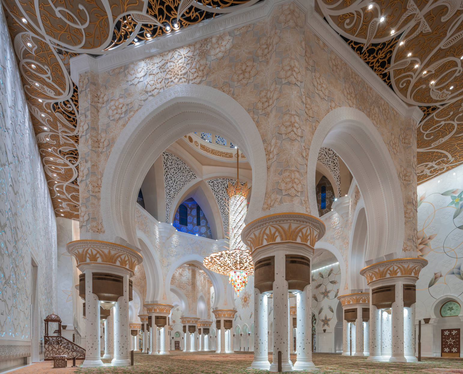 Abu Dhabi: Full-Day City Sightseeing Tour with Grand Mosque photo 3
